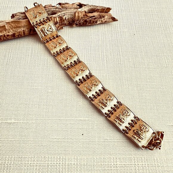 Vintage Peruvian Inca Sun God Panel Bracelet Gold Tone Hinged Link - Picture 1 of 11